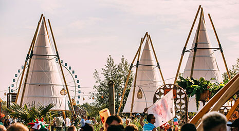 能为营地带来更多流量的 BAMBOO TIPI 竹节灯笼帐篷