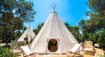  如何为您的客人创造出色的帐篷酒店营地体验？